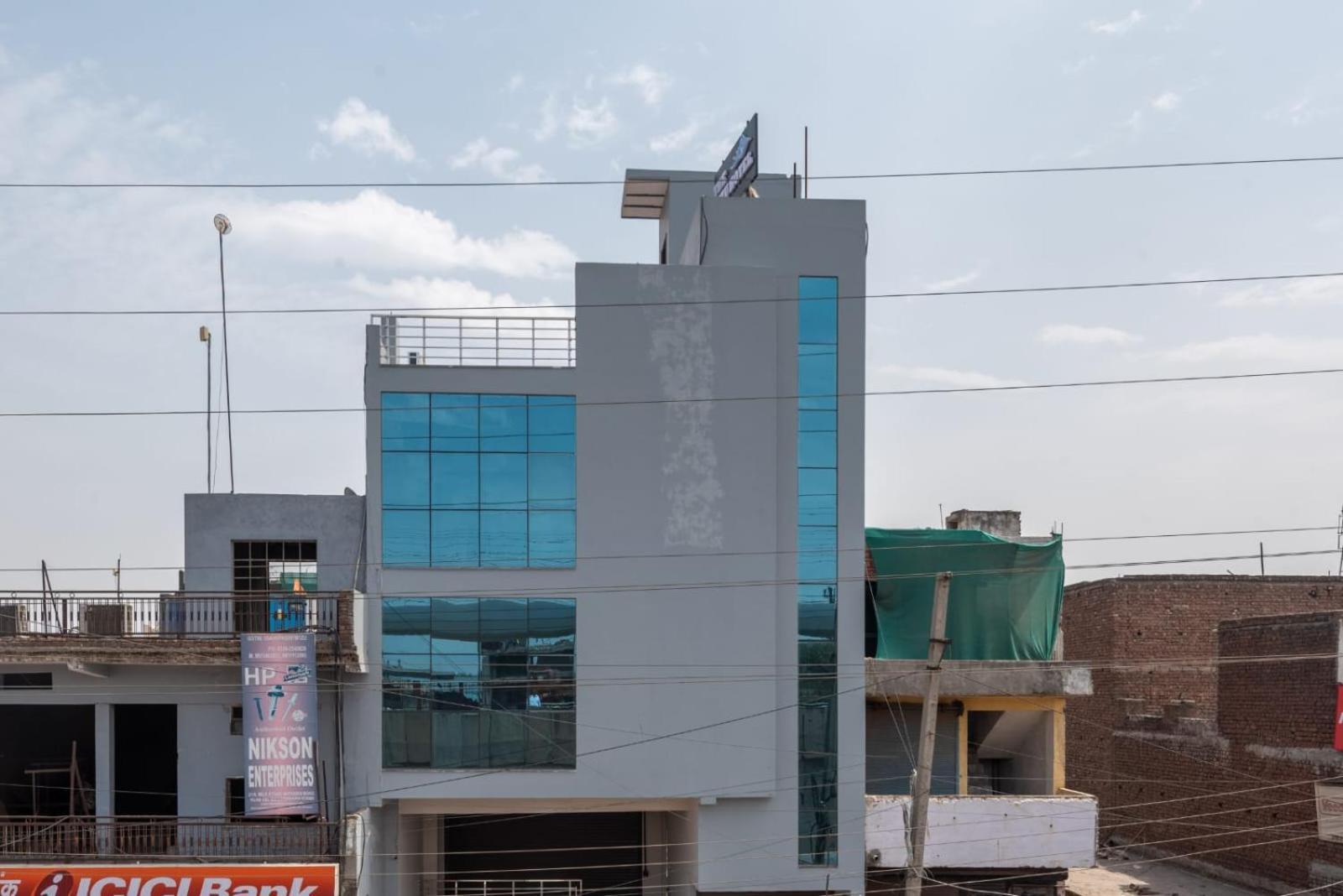 The Setu Hotel & Resorts Faridabad Eksteriør bilde